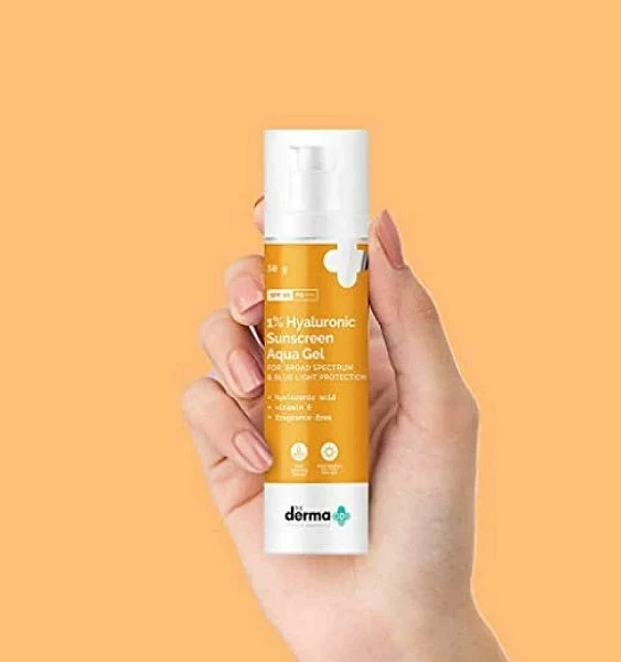 Derma Co. 1% Hyaluronic Sunscreen Aqua Gel