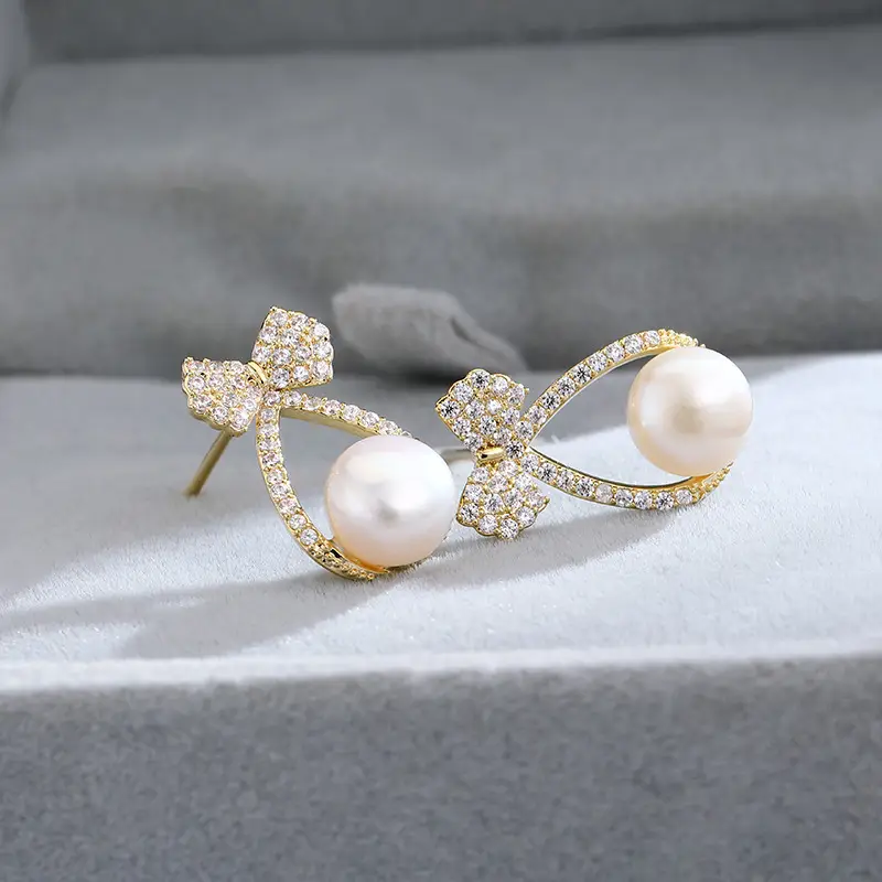 Bow Sparkles Gold Earrings