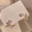 Women's luxury and high-end Butterfly Pearl Earrings