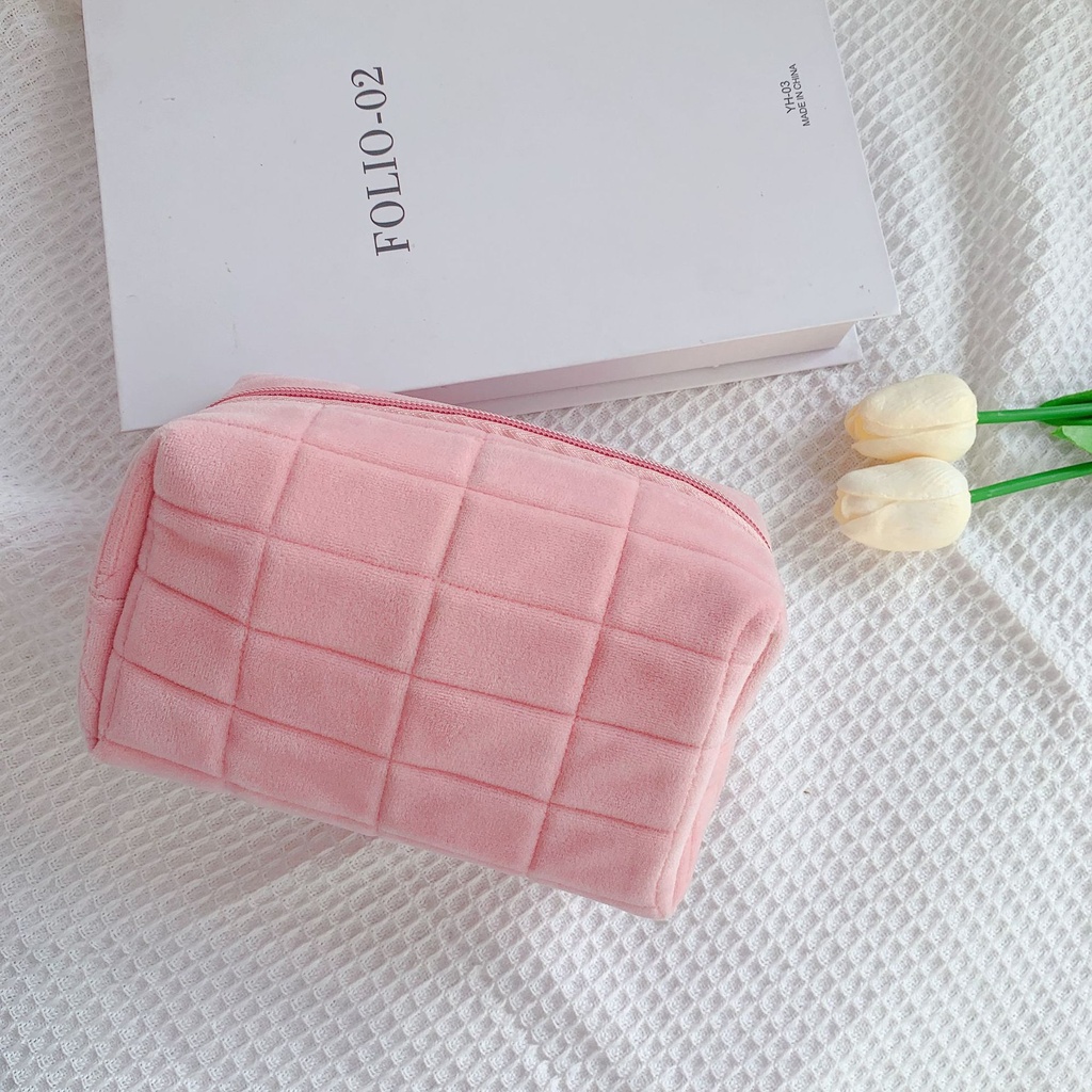 Women Zipper Fur Cosmetic Bag