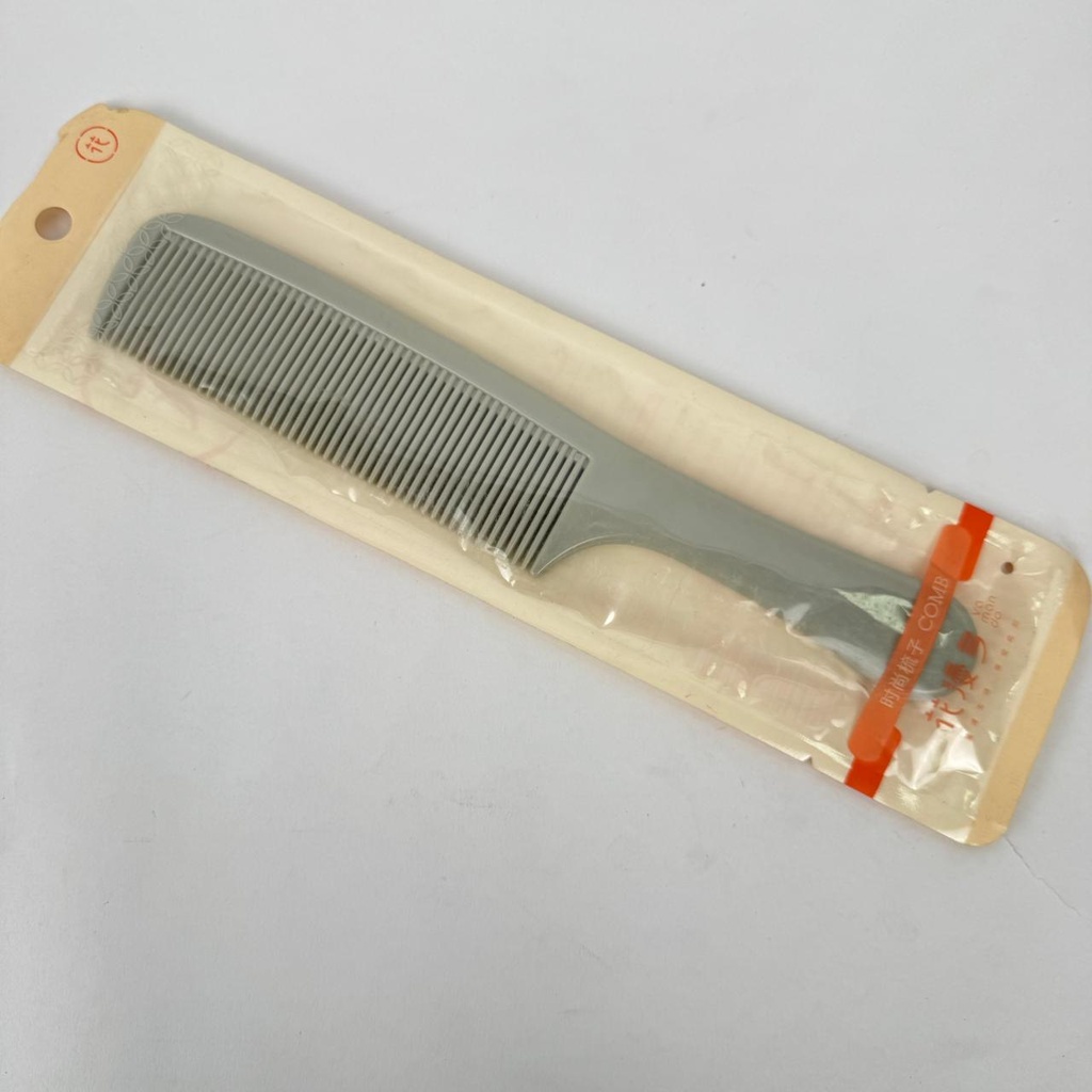 Flexi-Comb for Gentle Scalp Care