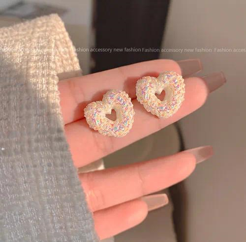 Cute Heart Design Stud Earring