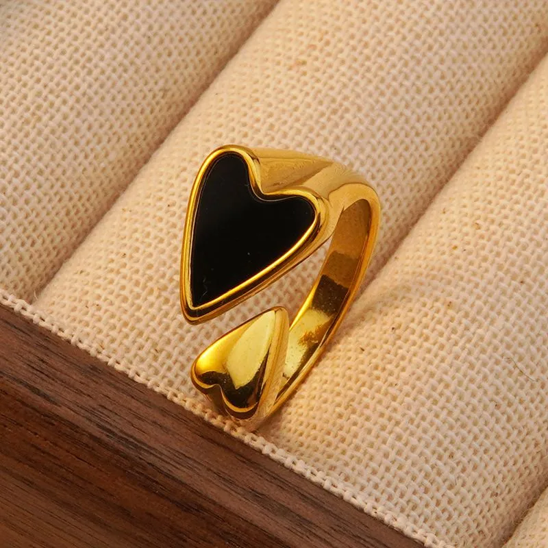 Aesthetic Black Heart Ring