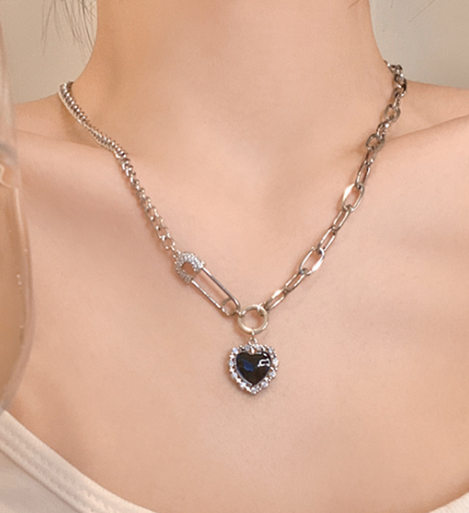 Black Heart Necklace