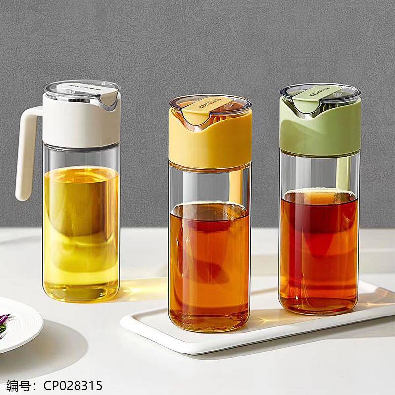 3109 Light and Simple Self-opening Oil Bottle