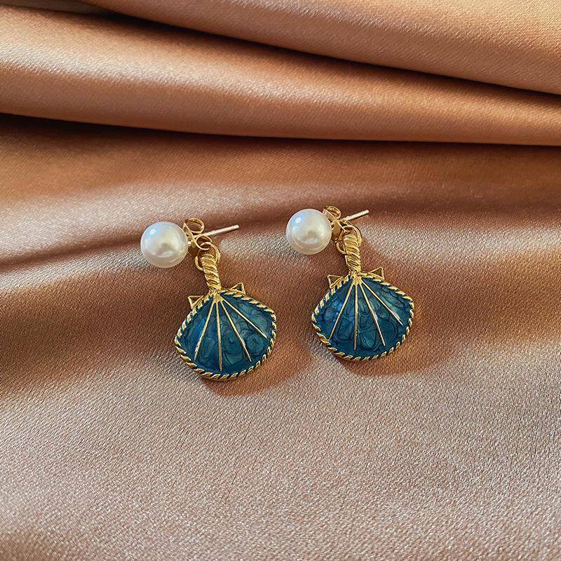  Temperament Ocean Blue Shell Mosquito Coil Clip Earrings - Beach Theme 