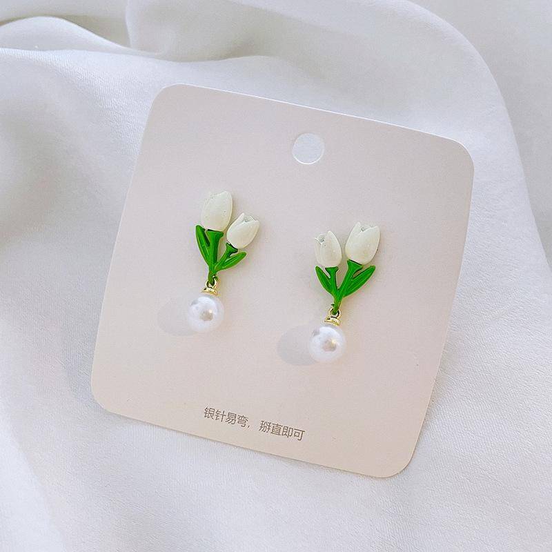 Pearl Tulip Earrings