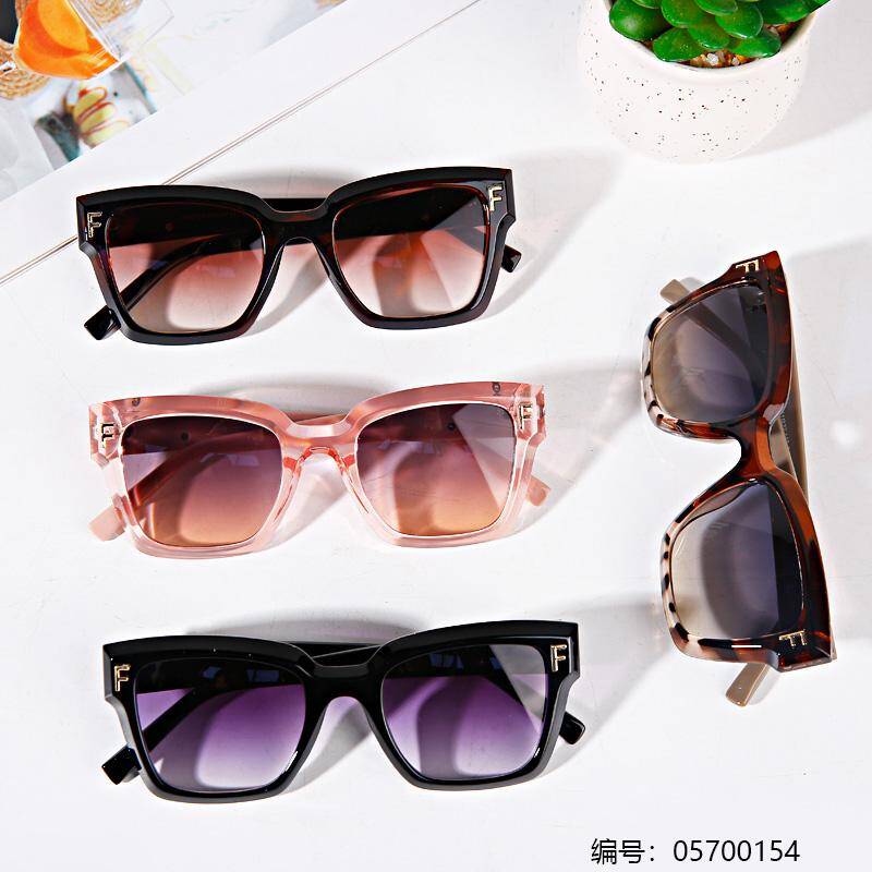 W90123 Sunglasses