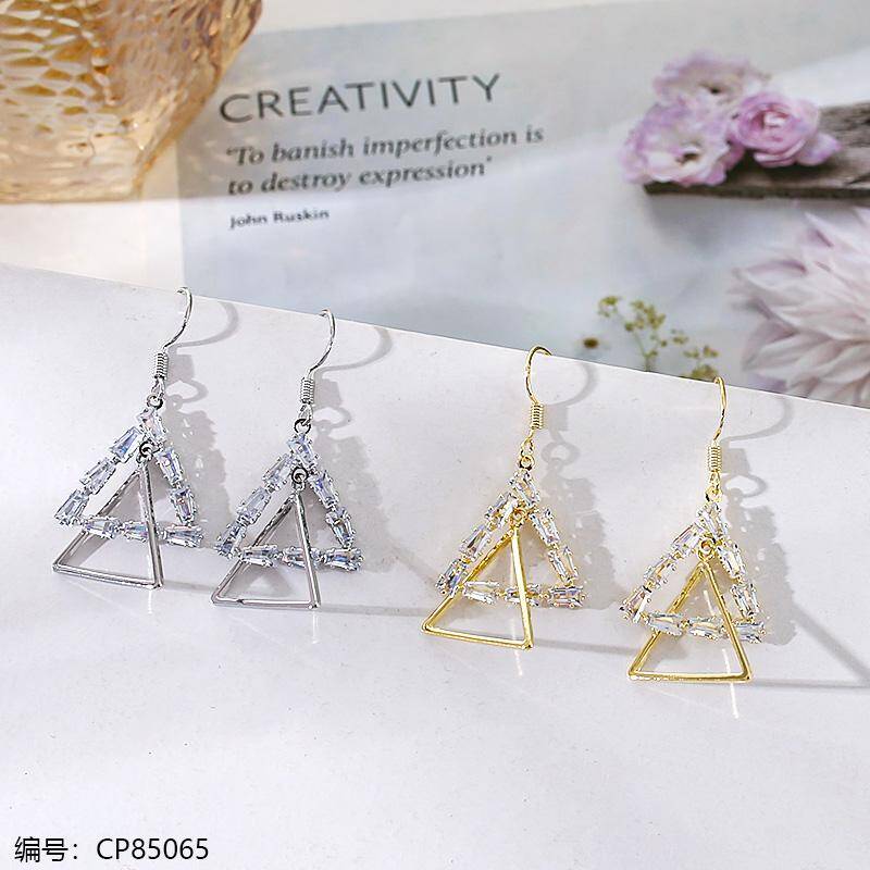 Vintage Long Rhinestone Earring