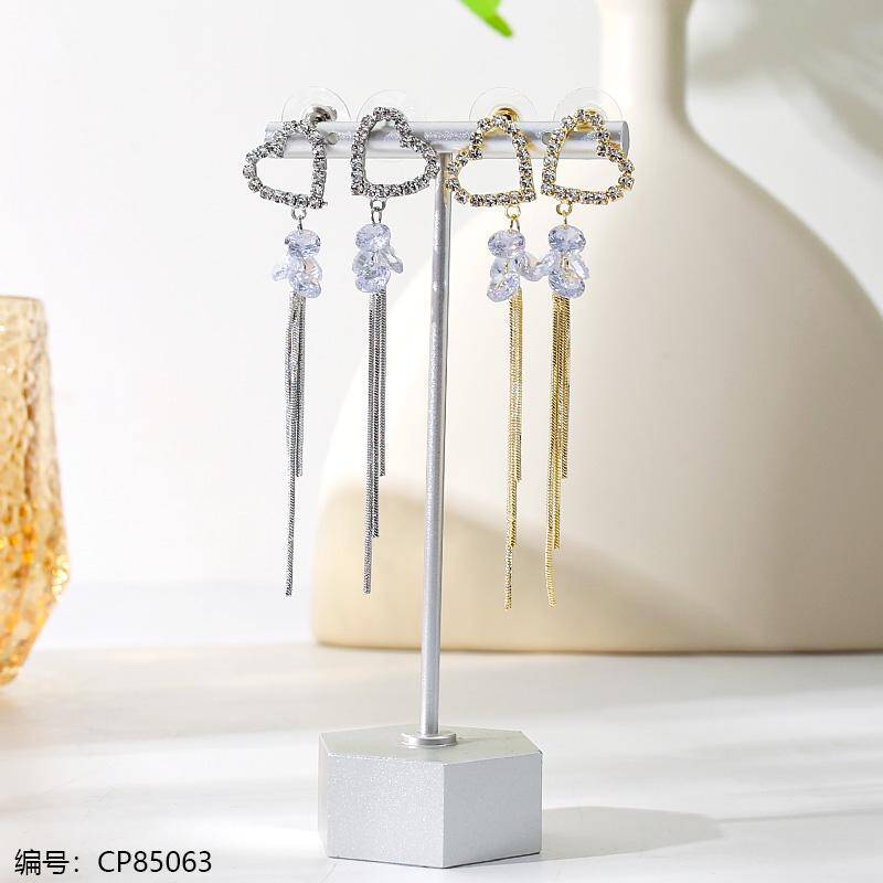 Unique Design Drop Earring