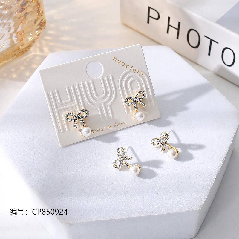 0706 Silver needle earrings