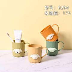 Cartoon mouthwash cup -0294