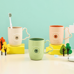 Cartoon mouthwash cup -2207