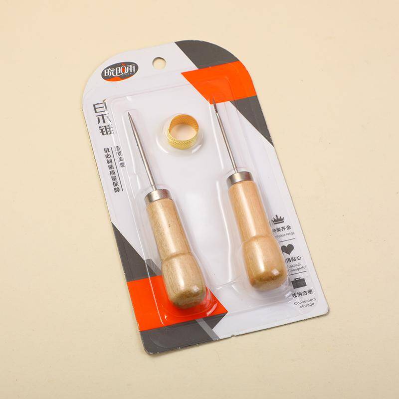 Two white wood cones 8032