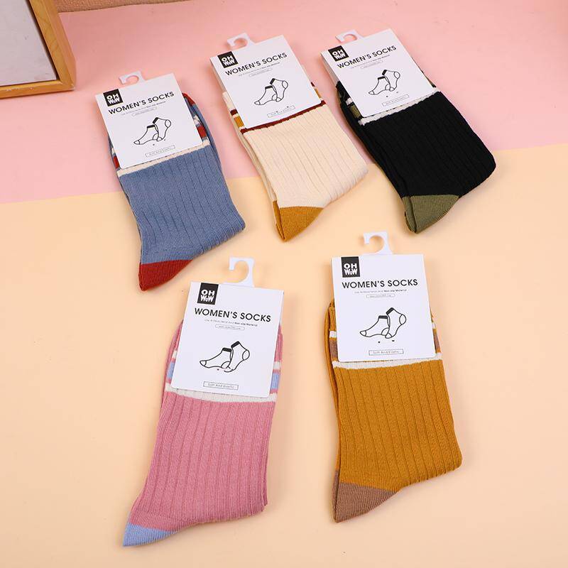 Colored cotton mid-tube socks for women