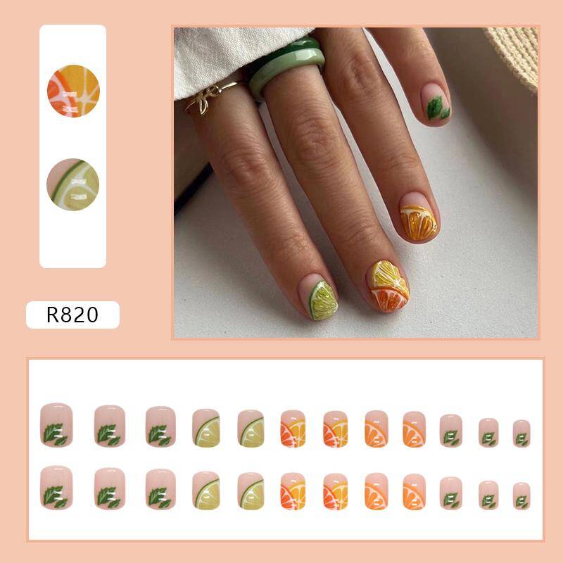 Instant Perfection: High-Quality Press-On Nails R820