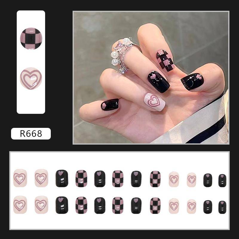 Press-On Perfection: Luxury Fake Nails R668