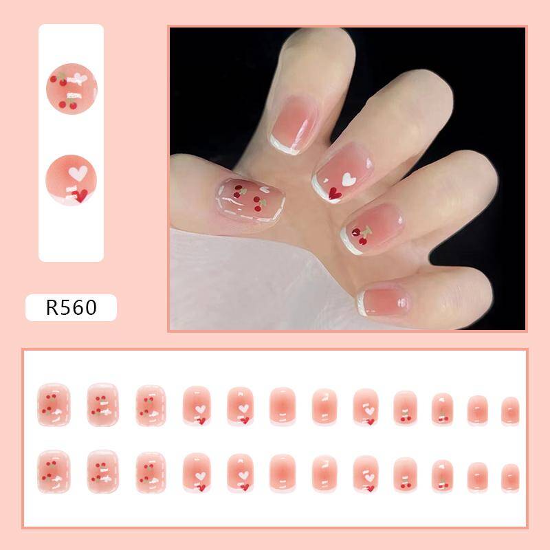 Press-On Nails R560