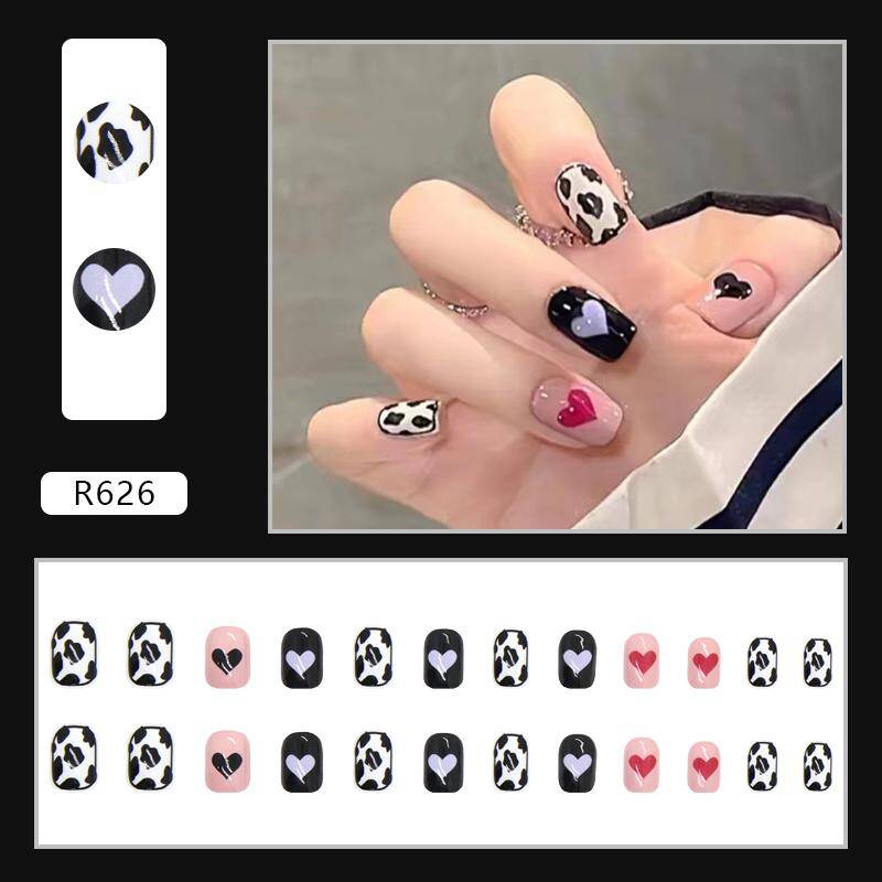 Press-On Nails R626