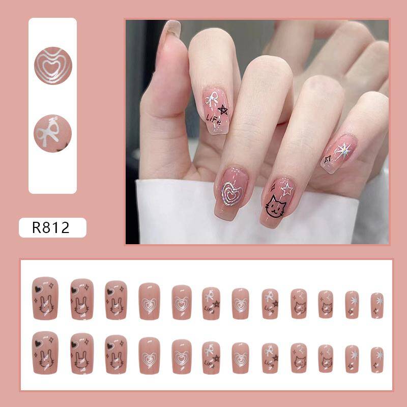 Press-On Nails R812