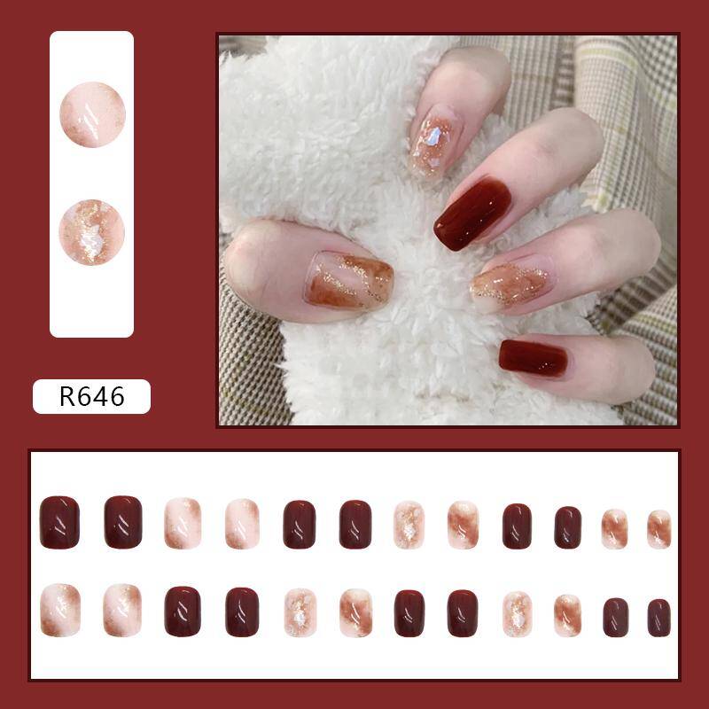 Press-On Nails R646