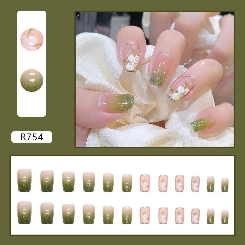 Press-On Nails R754