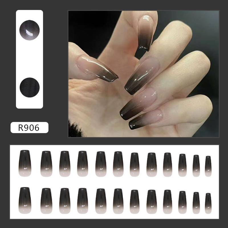 Press-On Nails R906