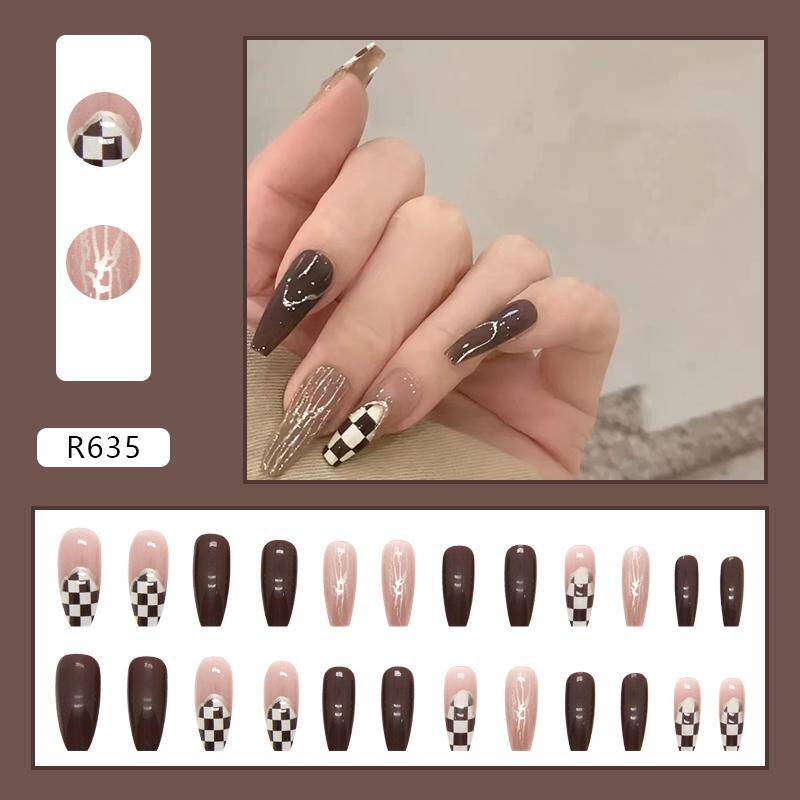 Press-On Nails R635
