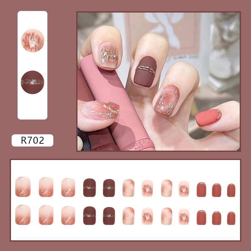 Press-On Nails R702