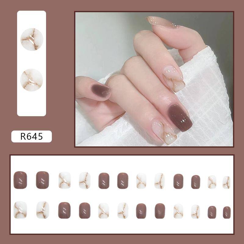 Press-On Nails R645