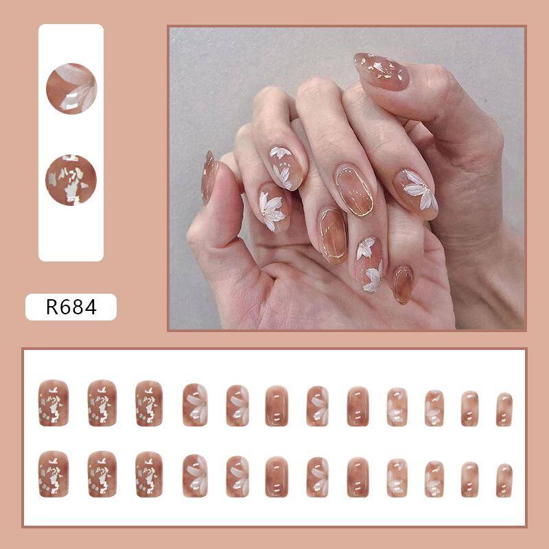 Press-On Nails R684