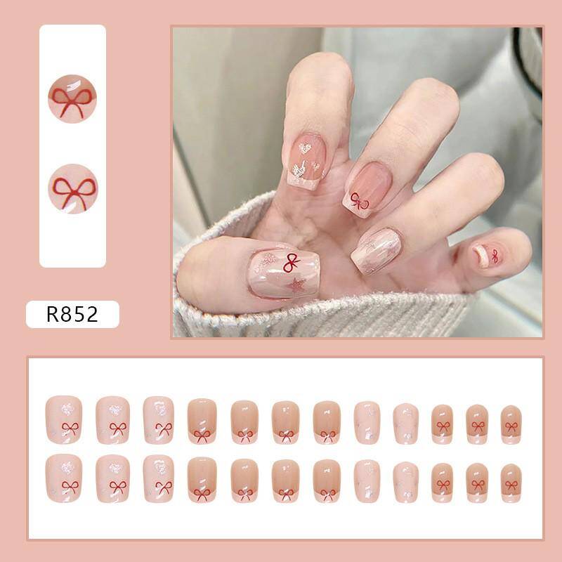 Press-On Nails R852
