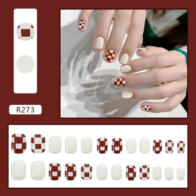 Press-On Nails R273