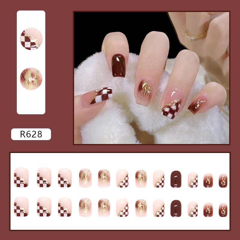 Press-On Nails R628