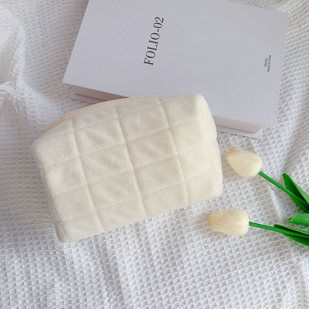 Women Zipper Fur Cosmetic Bag