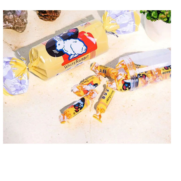 WHITE RABBIT BANANA FLAVOR CREAMY CANDY- 39 GM