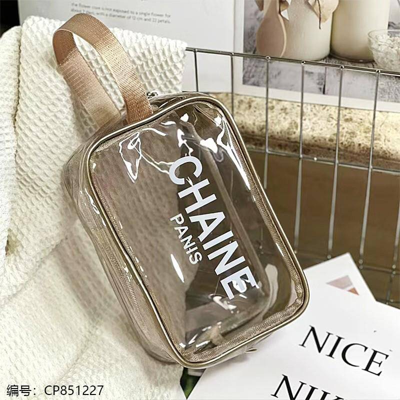 1549 Toiletry Bag