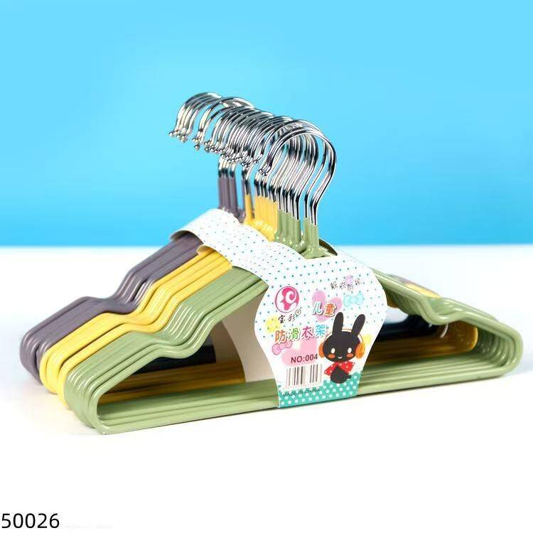 004 Children's hanger