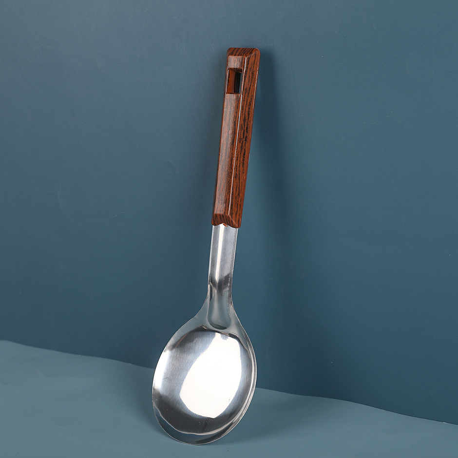 Short rice spoon with square hole