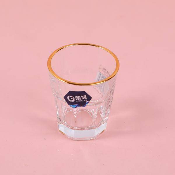 Engraved gold wine cup 5003