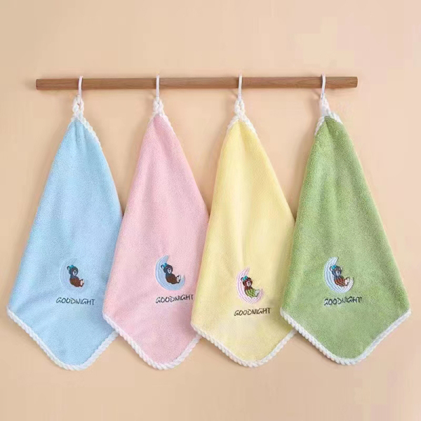 Moon Bear Square Towel 30*30