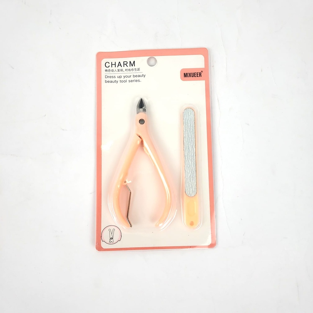 D627- Dead skin clippers + nail file