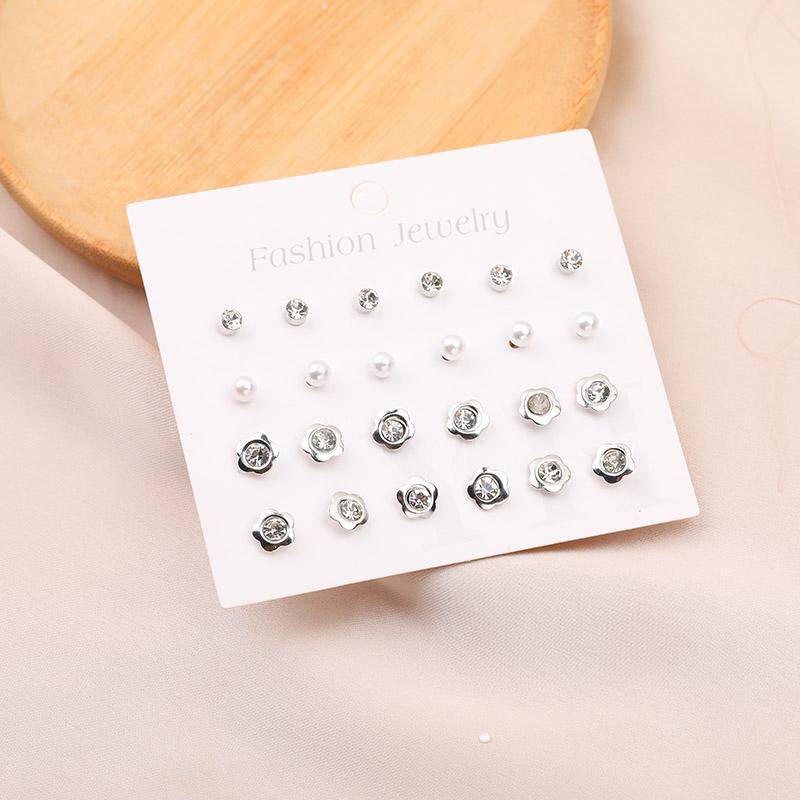 Fashion 12Pairs of Stud Earrings