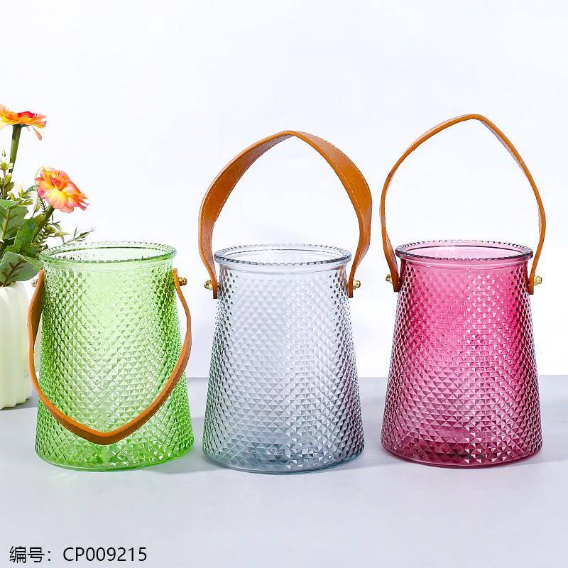 Glass hand-held vase