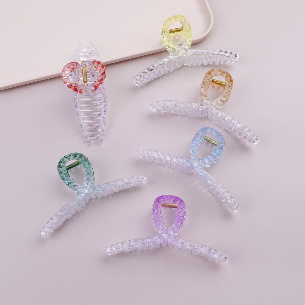 Crystal series cross-shaped clasp 13CM