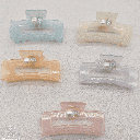 Pearl Square Paw Clip 11cm