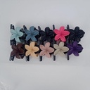 Flower-Design Hair Claw